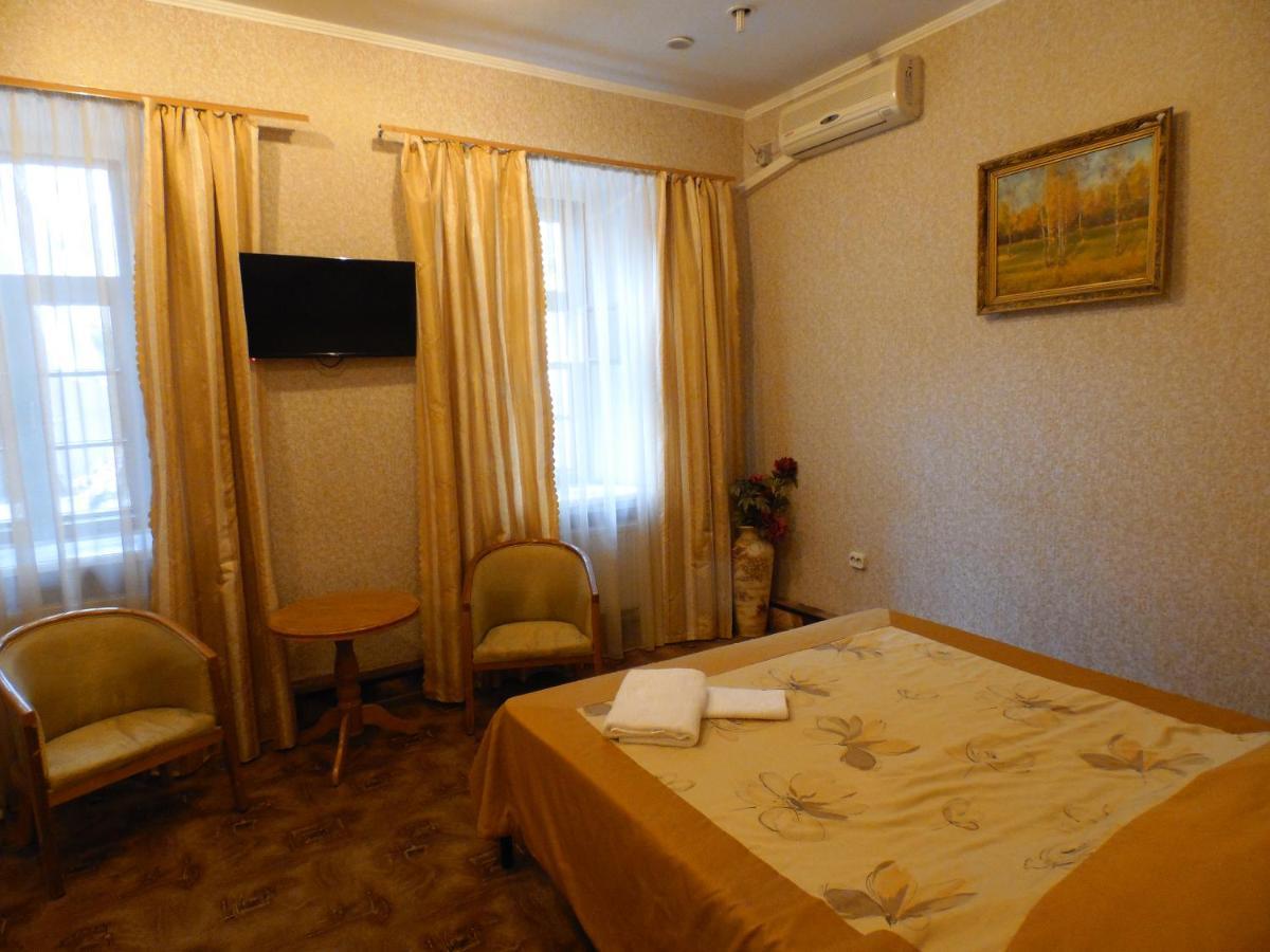 Na Admirala Makarova Hotell Mykolajiv Exteriör bild